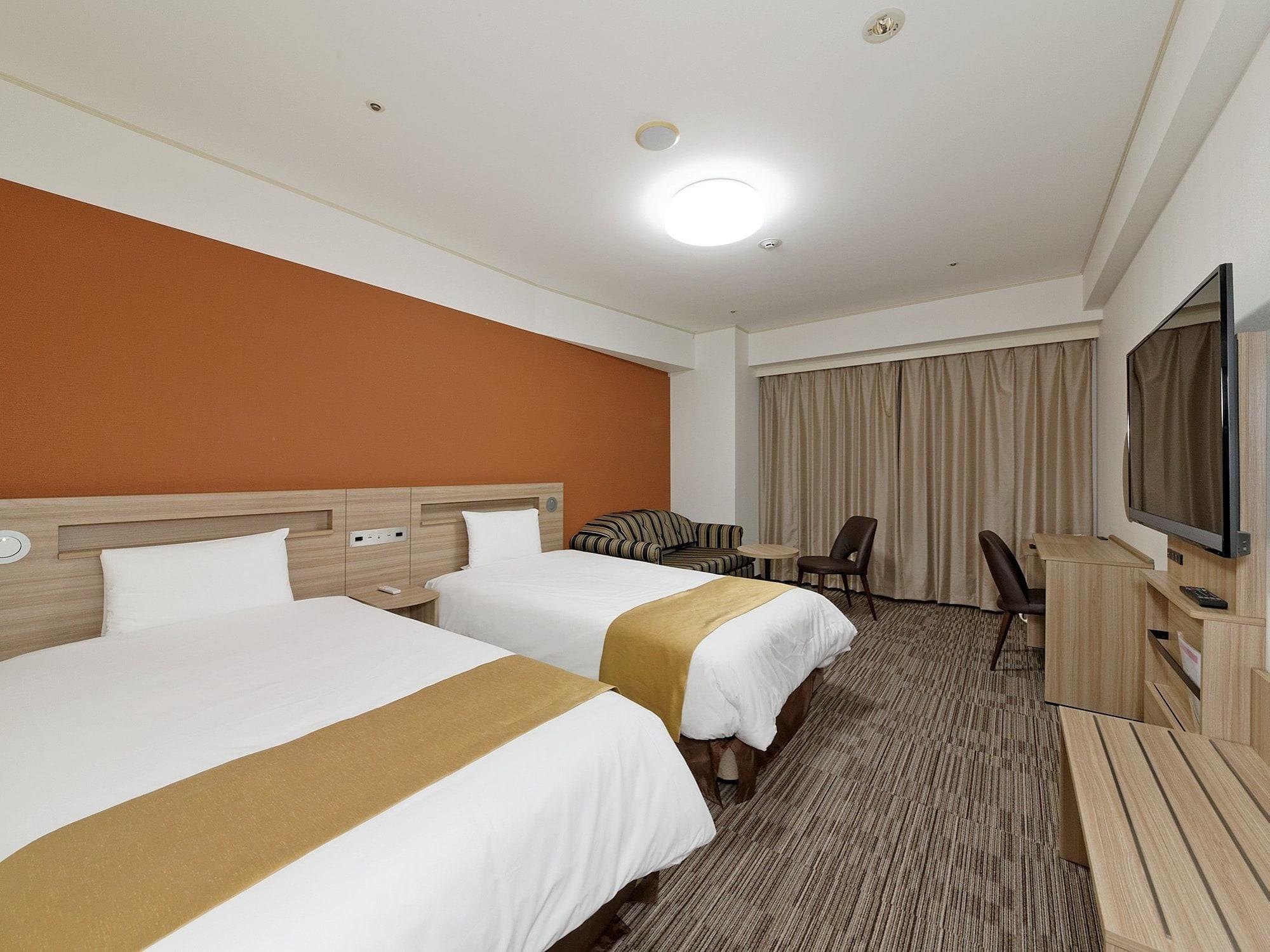 Hotel Sunroute Sopra Kōbe Esterno foto