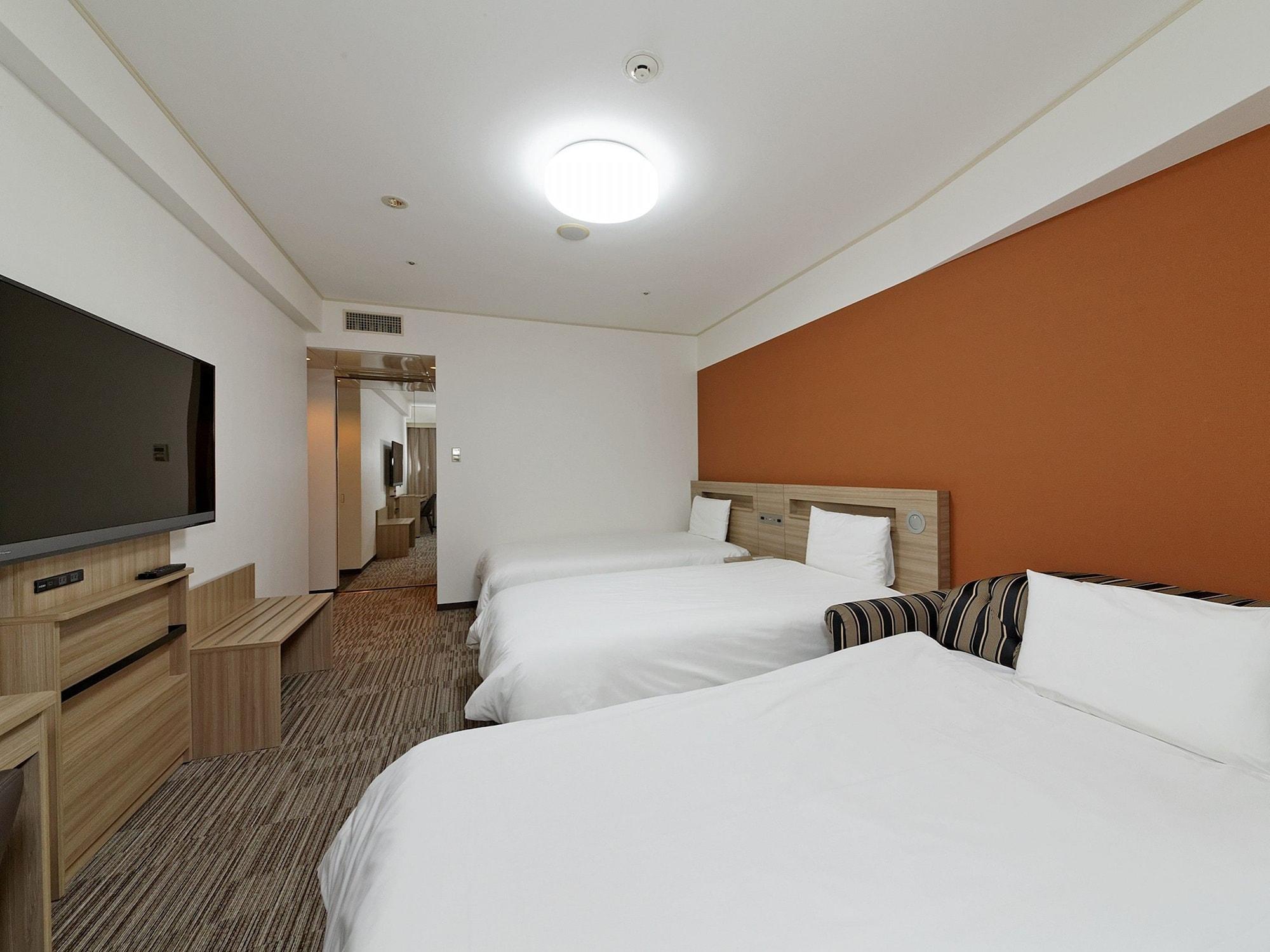 Hotel Sunroute Sopra Kōbe Esterno foto